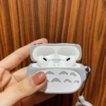 AirPods Pro (2nd generation) with USB-C photo review