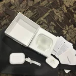 AirPods Pro (2nd generation) with USB-C photo review