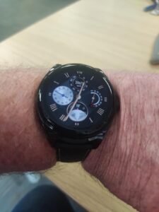 HUAWEI WATCH Buds photo review